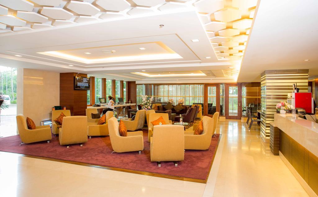 The Grand Fourwings Convention Hotel Bangkok Exterior foto